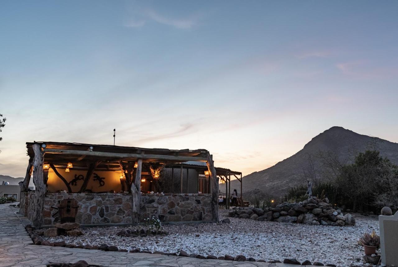 Hohenstein Lodge Usakos Екстериор снимка