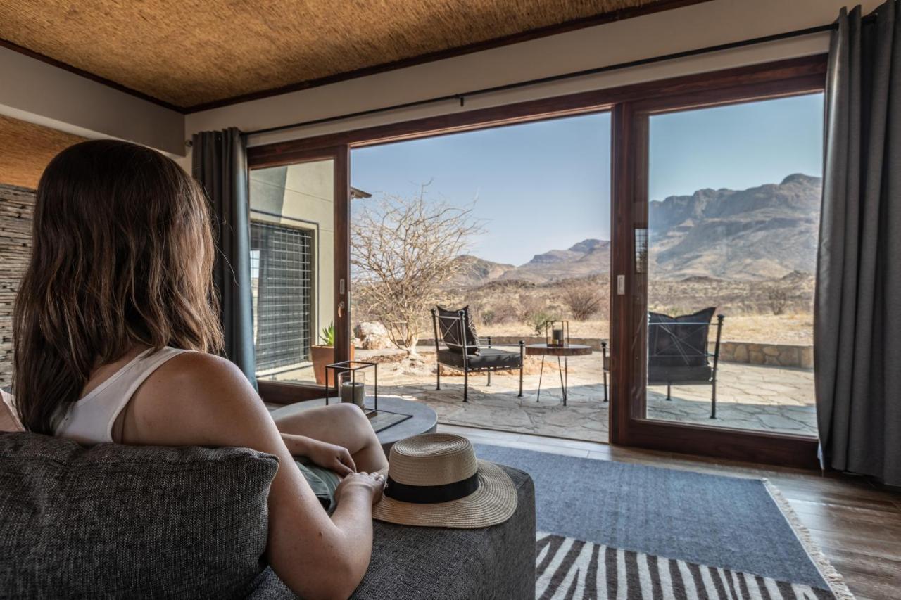 Hohenstein Lodge Usakos Екстериор снимка