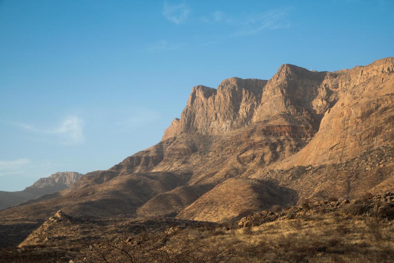 Hohenstein Lodge Usakos Екстериор снимка