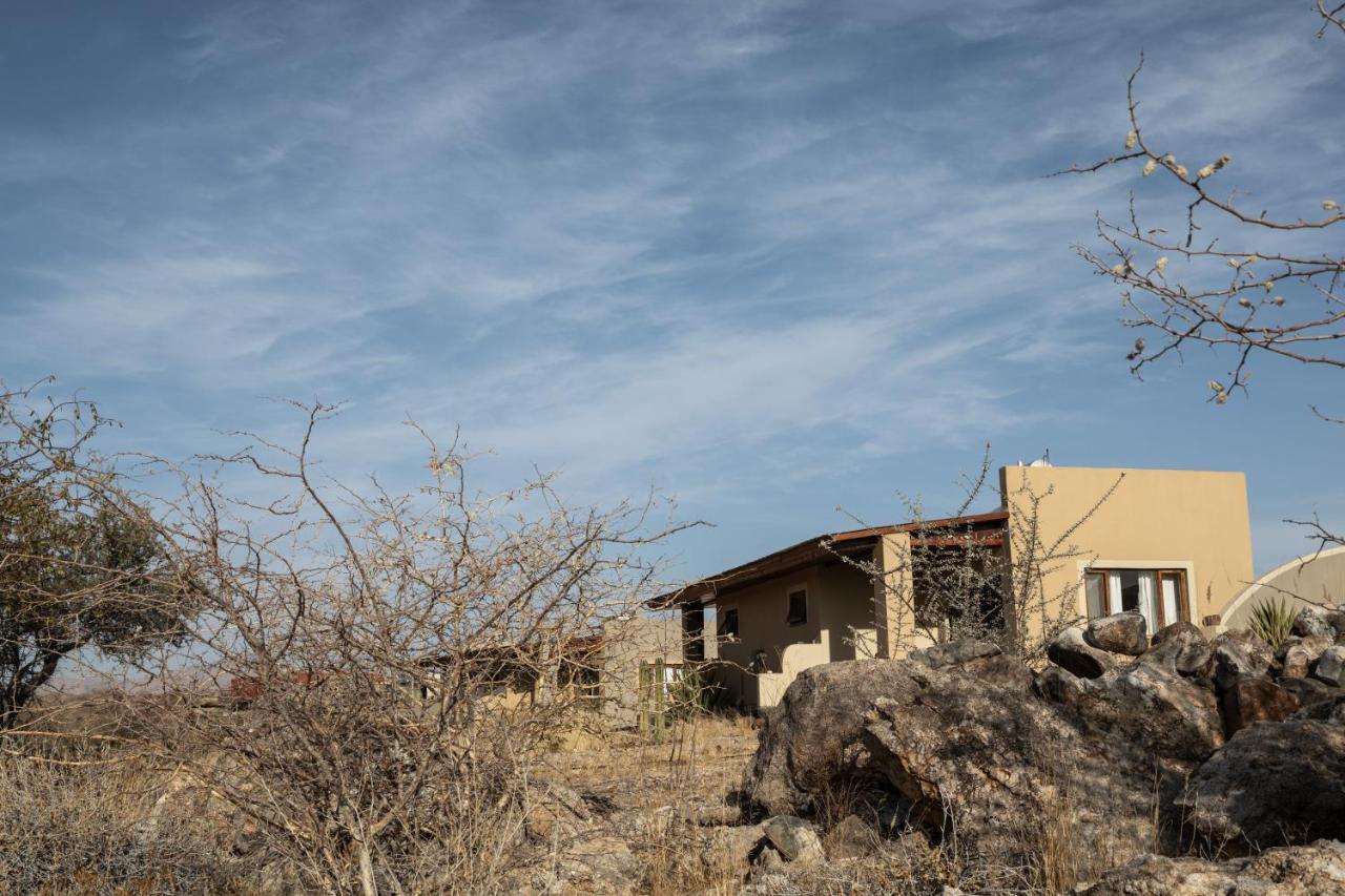 Hohenstein Lodge Usakos Екстериор снимка